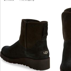 NWOT Ugg Kristin Classic Mini Boot s 7 price firm.